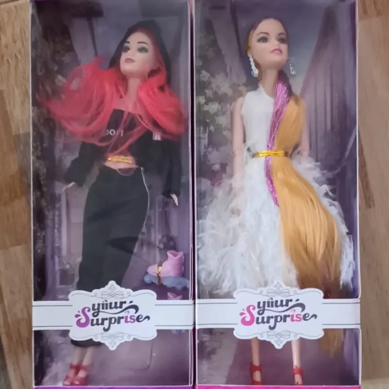 JUGUETE MUÑECA SURPRISE YISUR