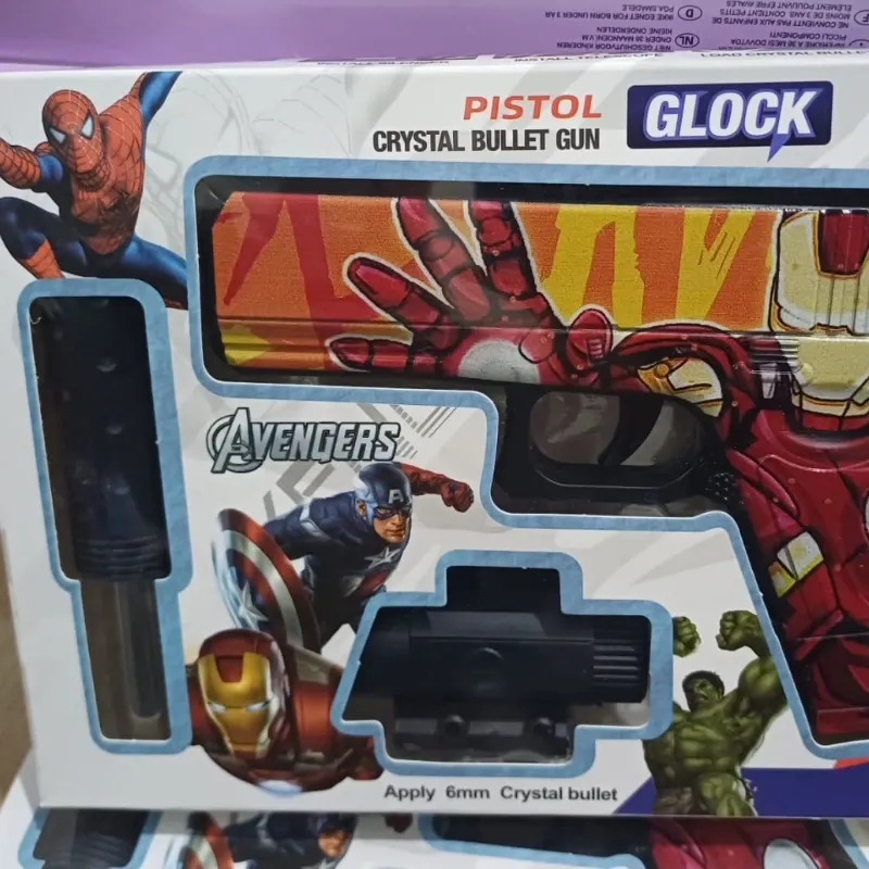 JUGUETE PISTOLA AVENGERS + ACCESORIO