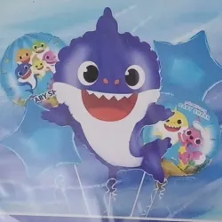 SET GLOBO 5 PZAS BABY SHARK AZUL 5M