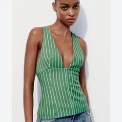 Blusa Zara verde a rayas
