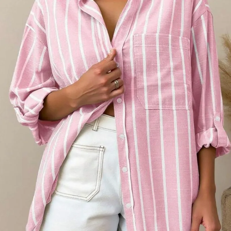 Camisa de listas blancas