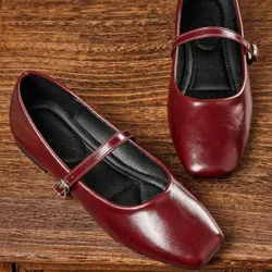 Merceditas rojo vino