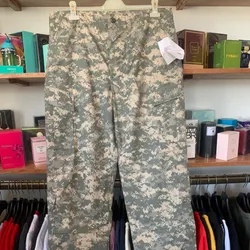 Pantalón cargo de camuflaje