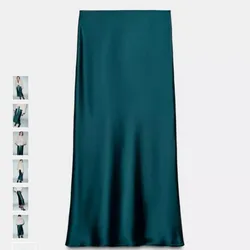 Saya de satén verde