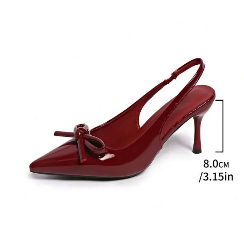 Tacones puntifinos rojos