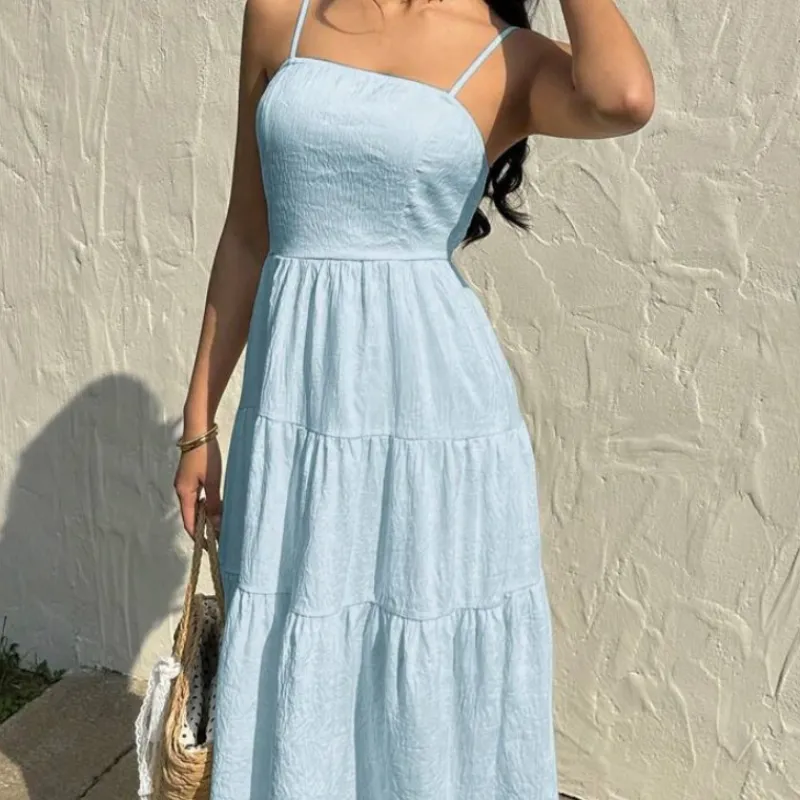 Vestido azul de tirantes