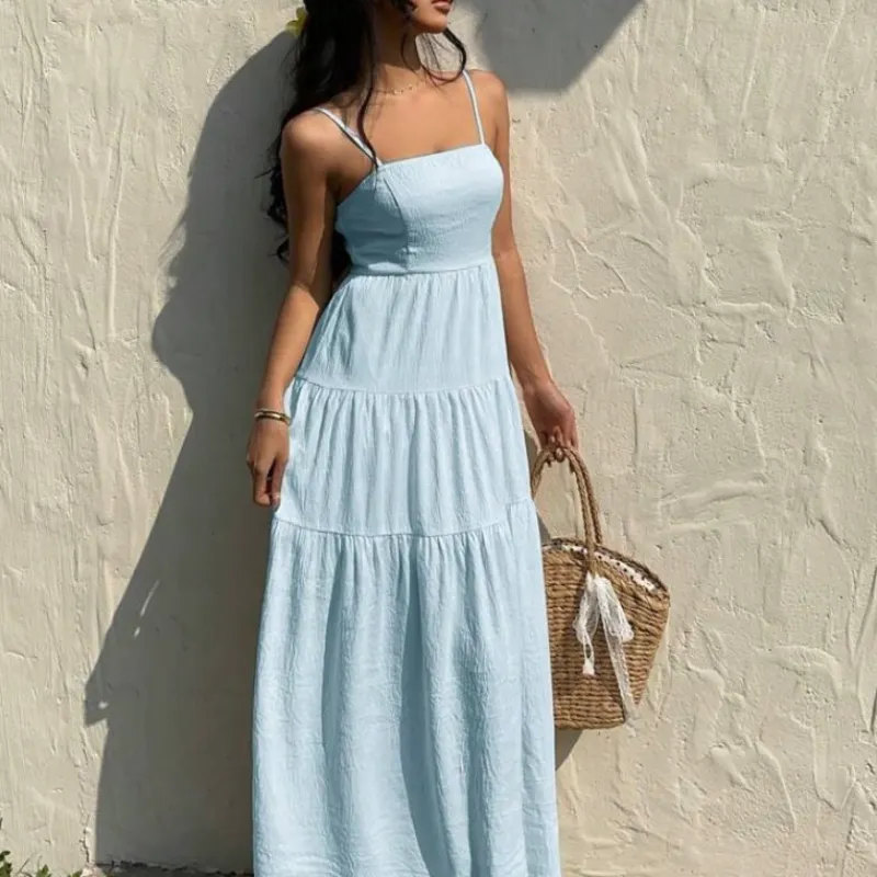 Vestido azul de tirantes