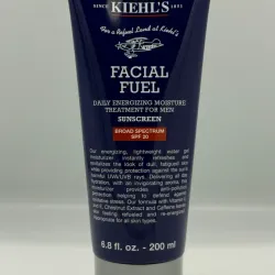 Facial Fuel de Kiehl's para hombres