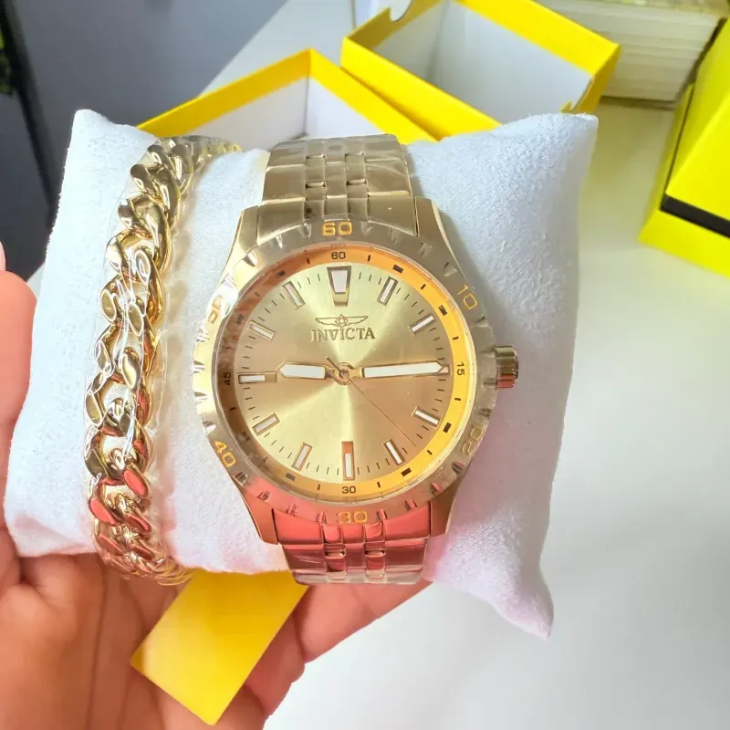 Reloj invicta con manilla 