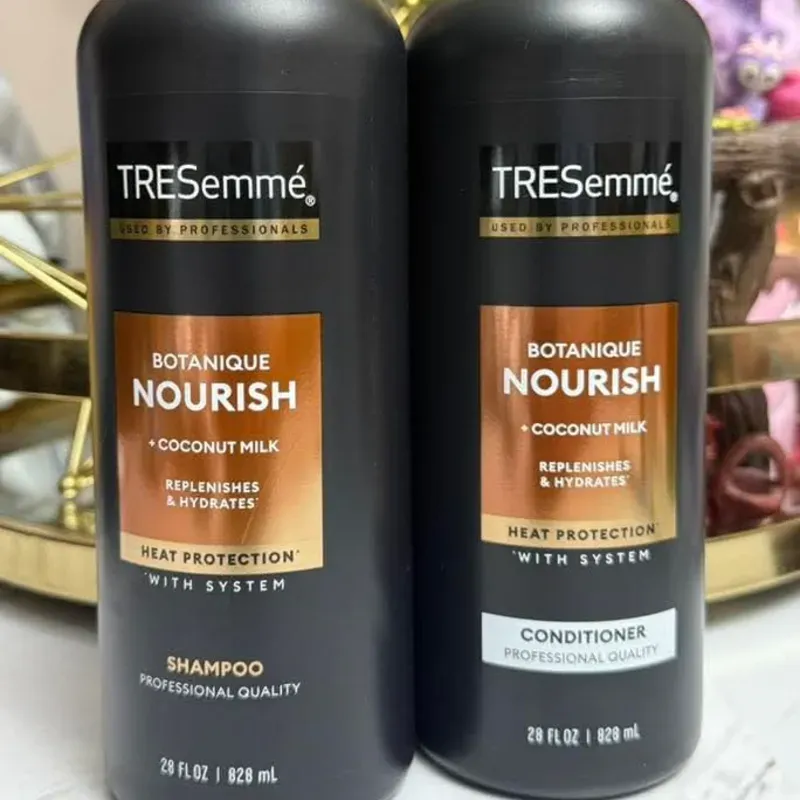 Tresemmé Botanique Nourish