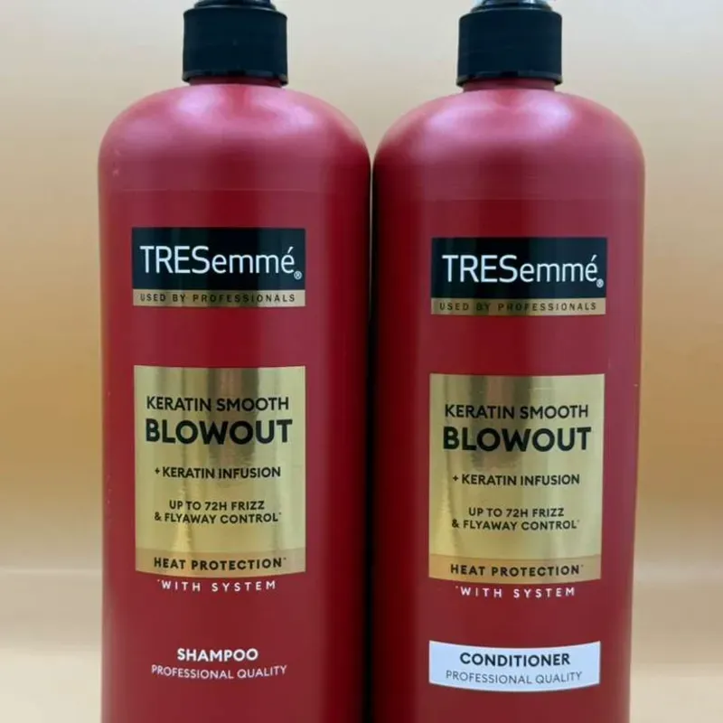 Tresemmé  keratin Smooth Blowout
