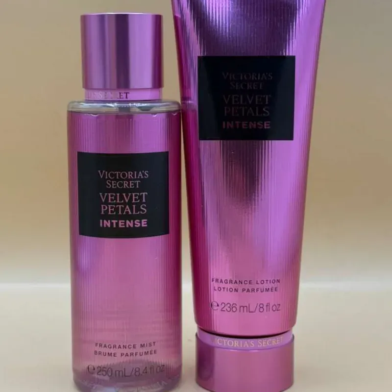 Victoria's Velvet Petals Intense
