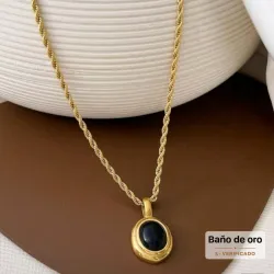 Cadena torcida con onix negro