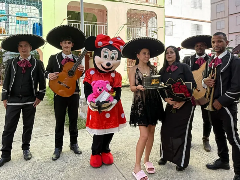 Mariachis 🎶🎷🇲🇽