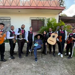 Serenata Corta (todos los músicos )