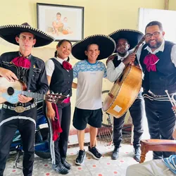 Serenata Larga ( 4 músicos ) 