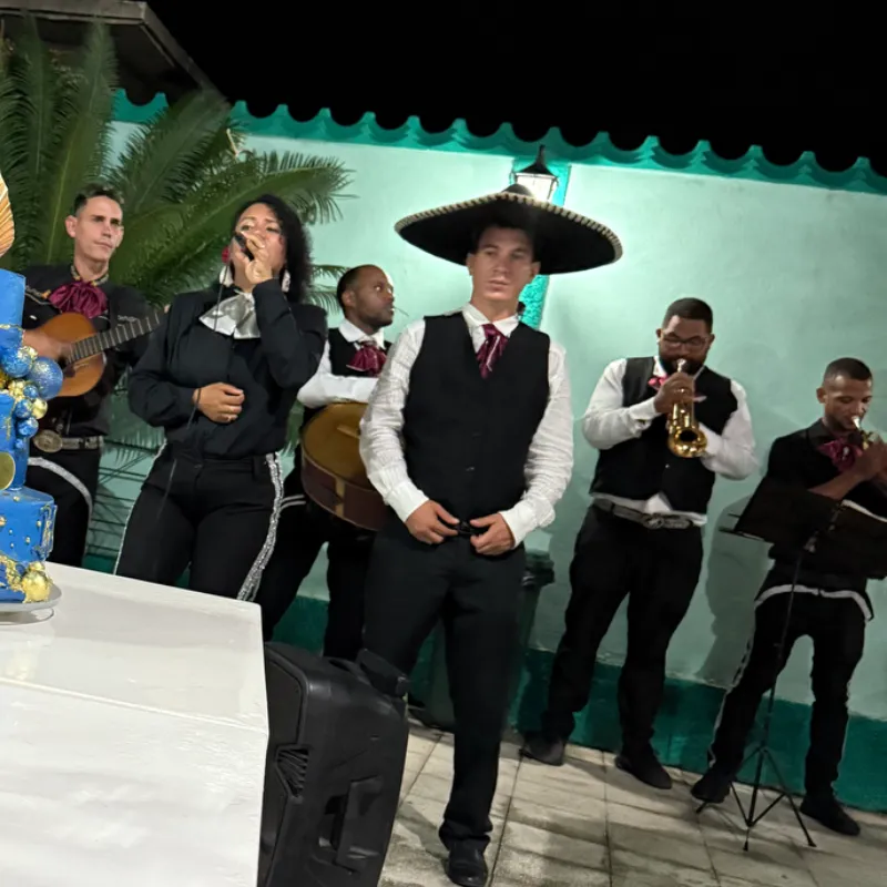 Serenata Larga (6 músicos )