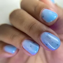 Servicio de manicura