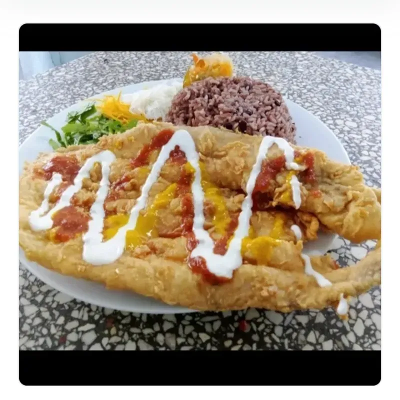 Filete de pescado empanado