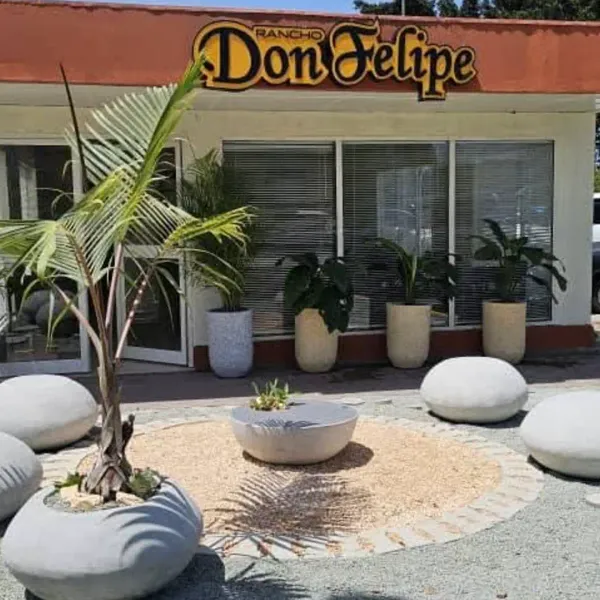 Si prefiere el rico sabor de la comida criolla, ha escogido el lugar perfecto, Rancho Don Felipe le brinda lo que su paladar, con exquisitez, podrá degustar.