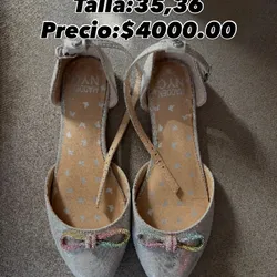 Zapatos de niña