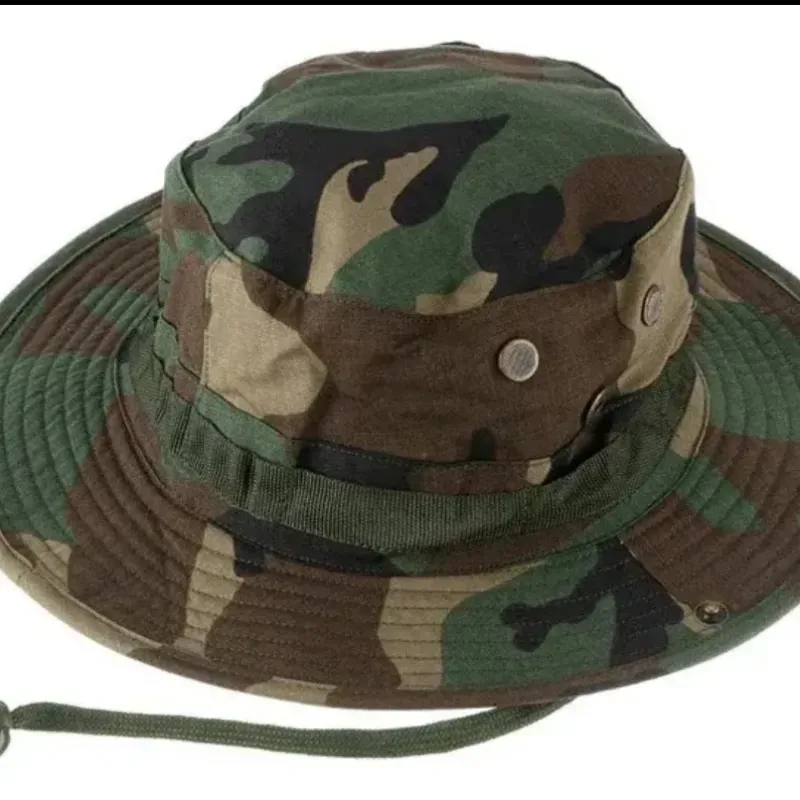 sombrero de camuflaje - 3500 CUP / 11 USD