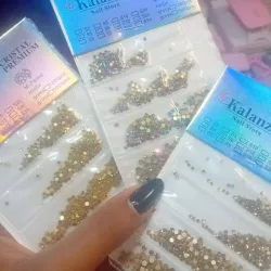 Paquetes de piedras separadas Doradas
