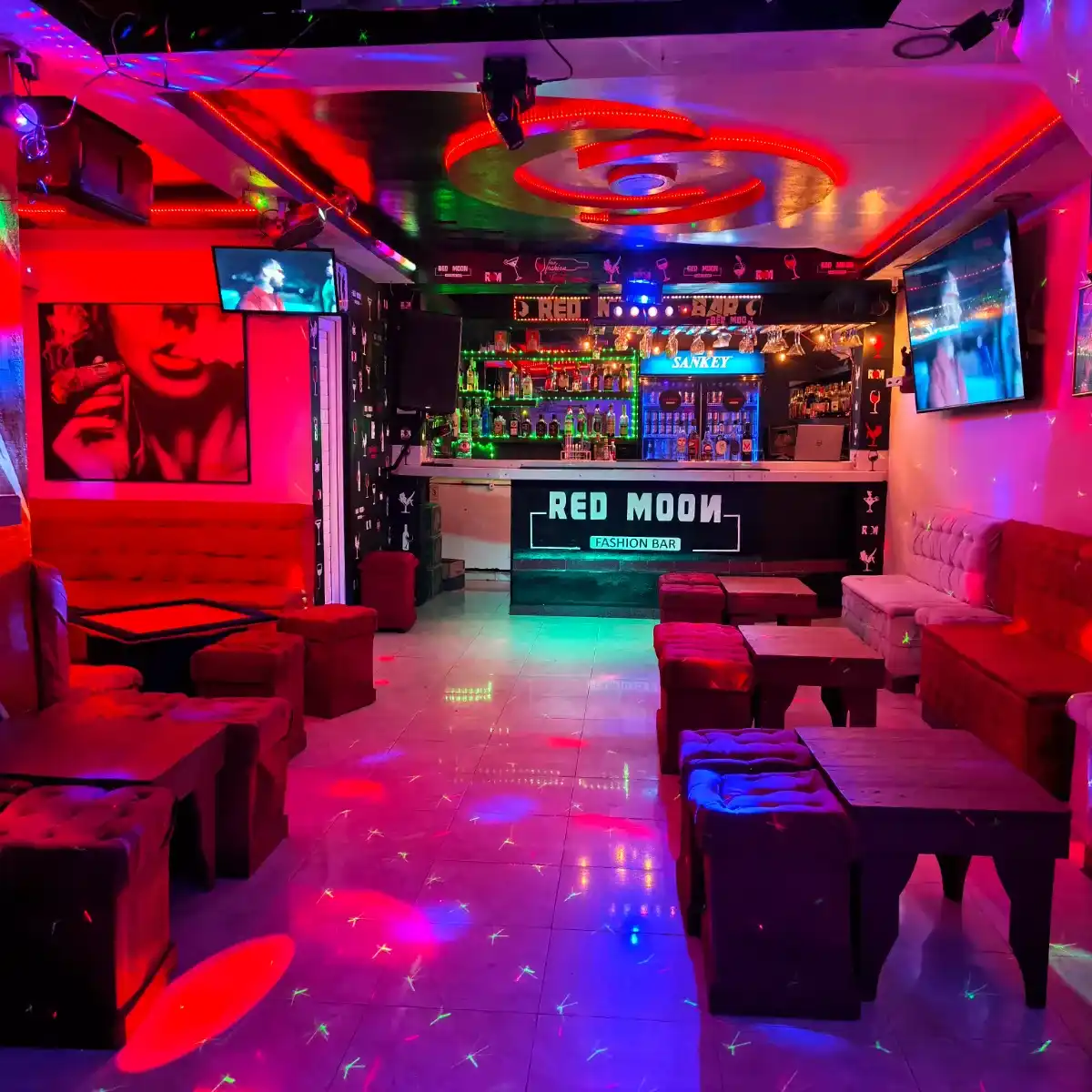 Red Moon