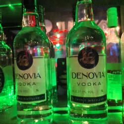 Vodka Denovia 1 litro