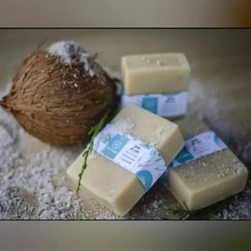JABÓN DE LECHE DE COCO