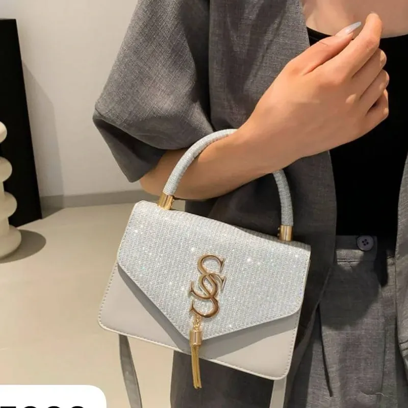 Cartera Blanca