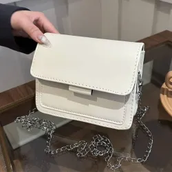 Cartera blanca 🤍