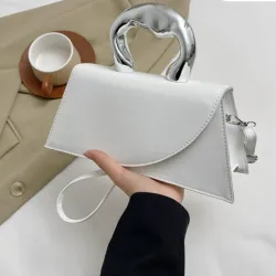 Cartera Blanca  Elegante 🤍