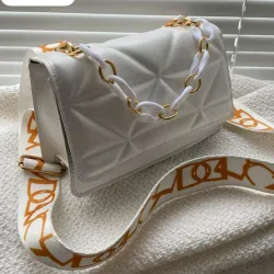 Cartera Blanca 🤍