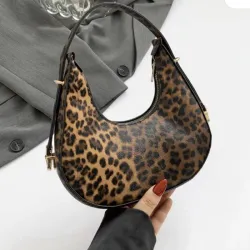 Cartera leopardo