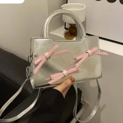 Cartera Plateada 🎀
