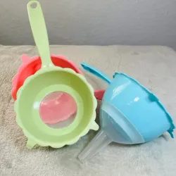 Colador con embudo Combinación  perfecta