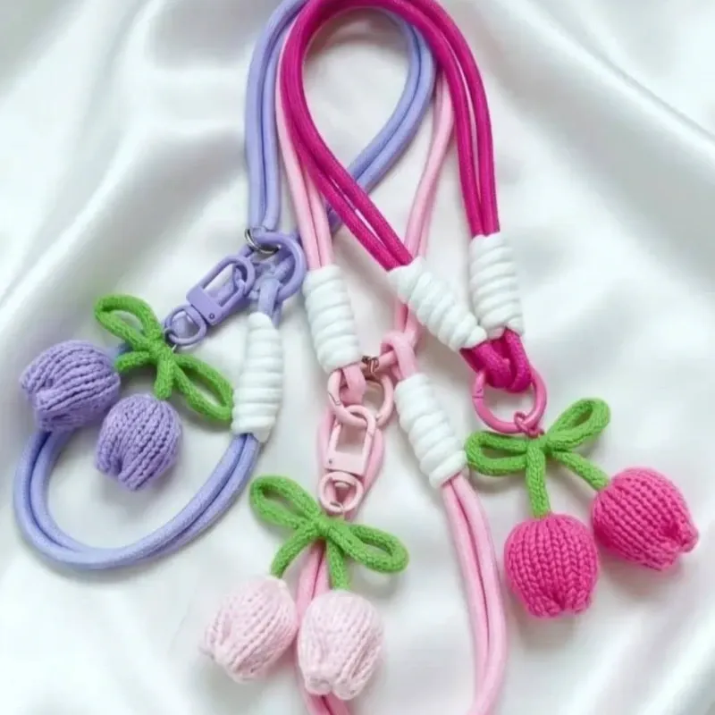 Correas para Celular con Tulipanes Tejidos a Crochet