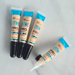 Corrector líquido FitMe Pro💙✨️ 🔖✨