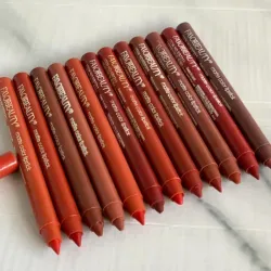 Delineador de labios 🔖✨