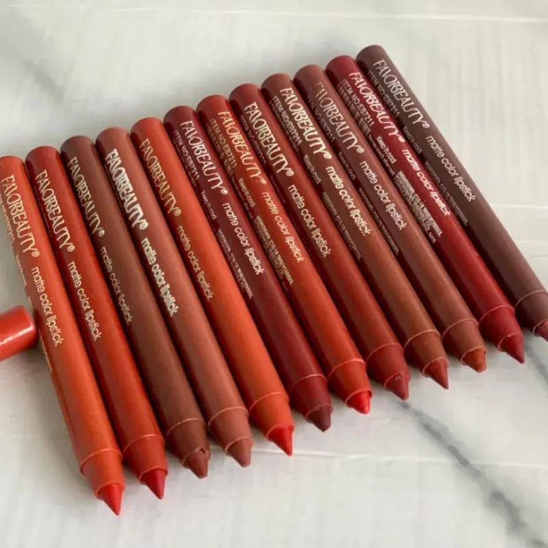 Delineador de labios 🔖✨