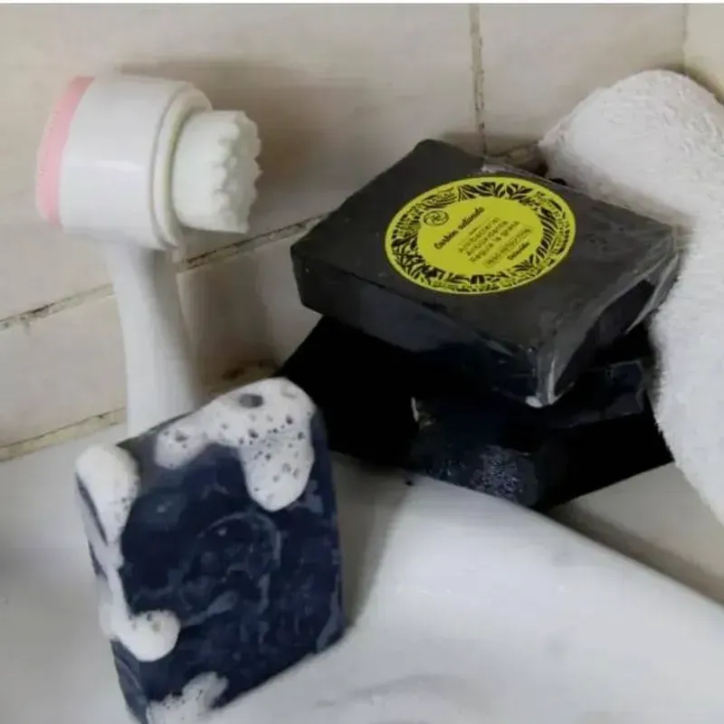 Jabon de Carbon Activado