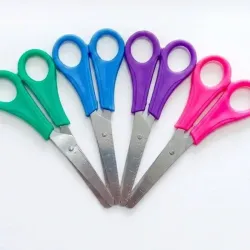 Tijera escolar ✂️