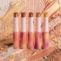 Tonos disponibles de las sombras de ojos...