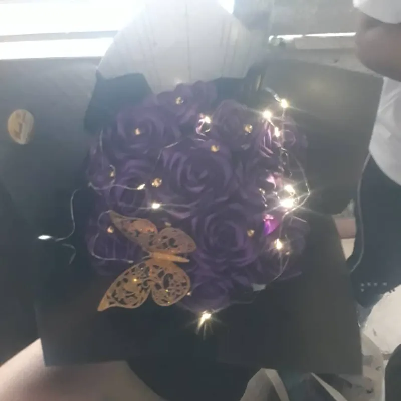 Ramo de Rosas eternas 