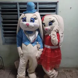 Rosy and Ángel con kake y globos 