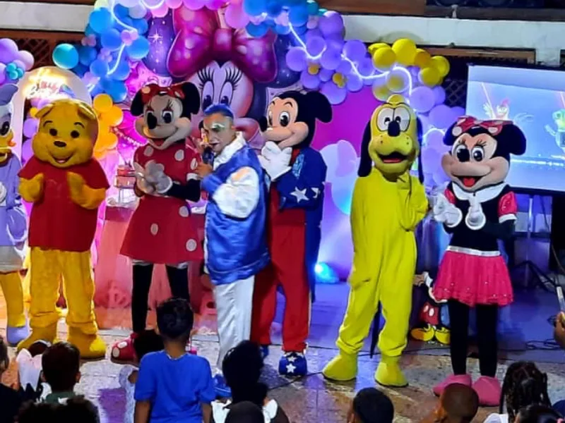 SERVICIO DE MUÑECONES 