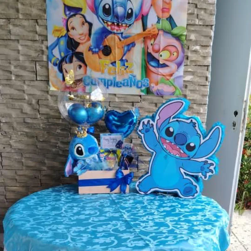 Caja con Stich 