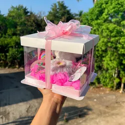 Caja de acetato con lazo