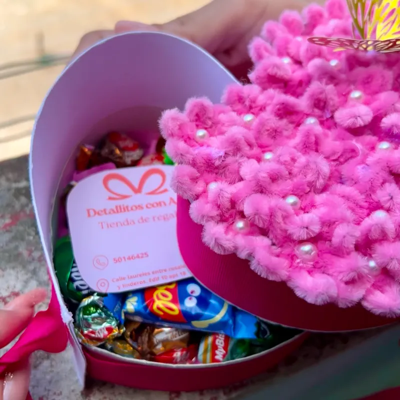 Caja de corazón con llaverito